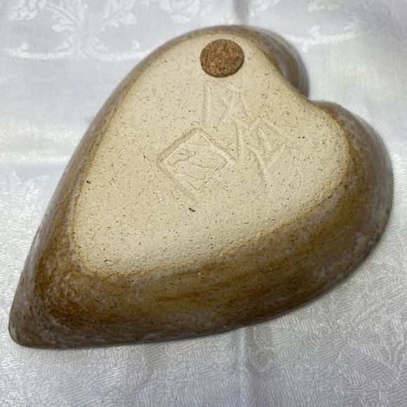 Ceramic Studio Art Pottery Glazed Heart Leaf Print Trinket Dish Tray Signed - Picture 8 of 11